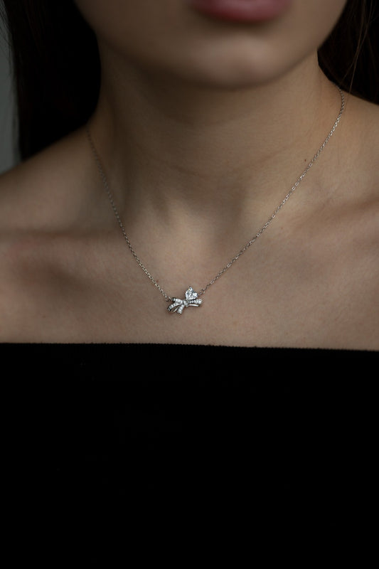 "TWINKLE BOW" SILVER NECKLACE