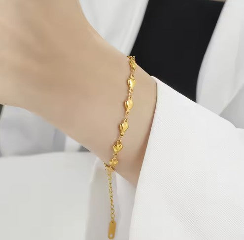 "HEARTSTRINGS" BRACELET