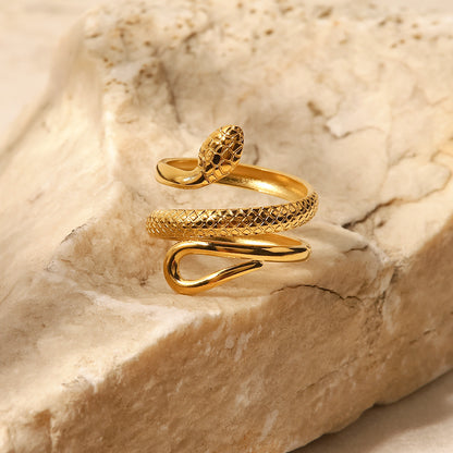 "SERPENT ELEGANCE" RING