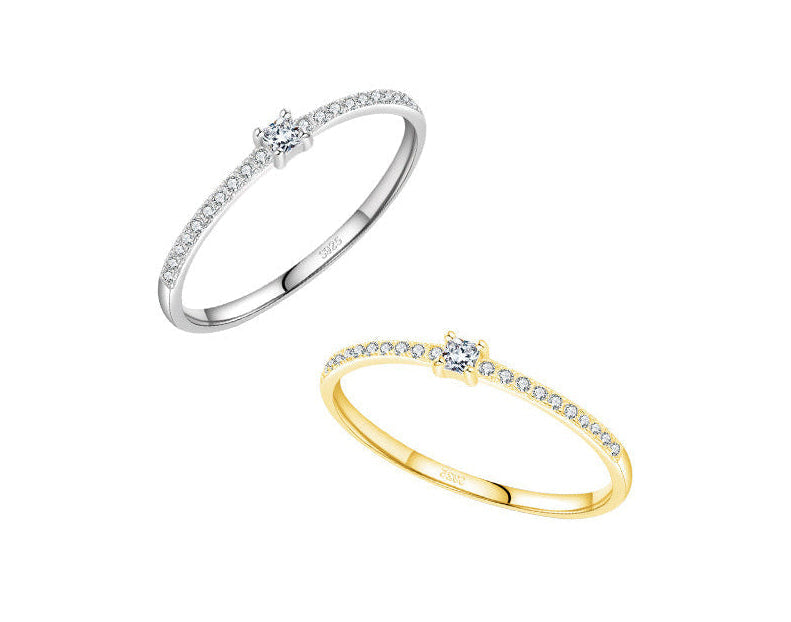 "DELICATE DIAMOND" SILVER RING