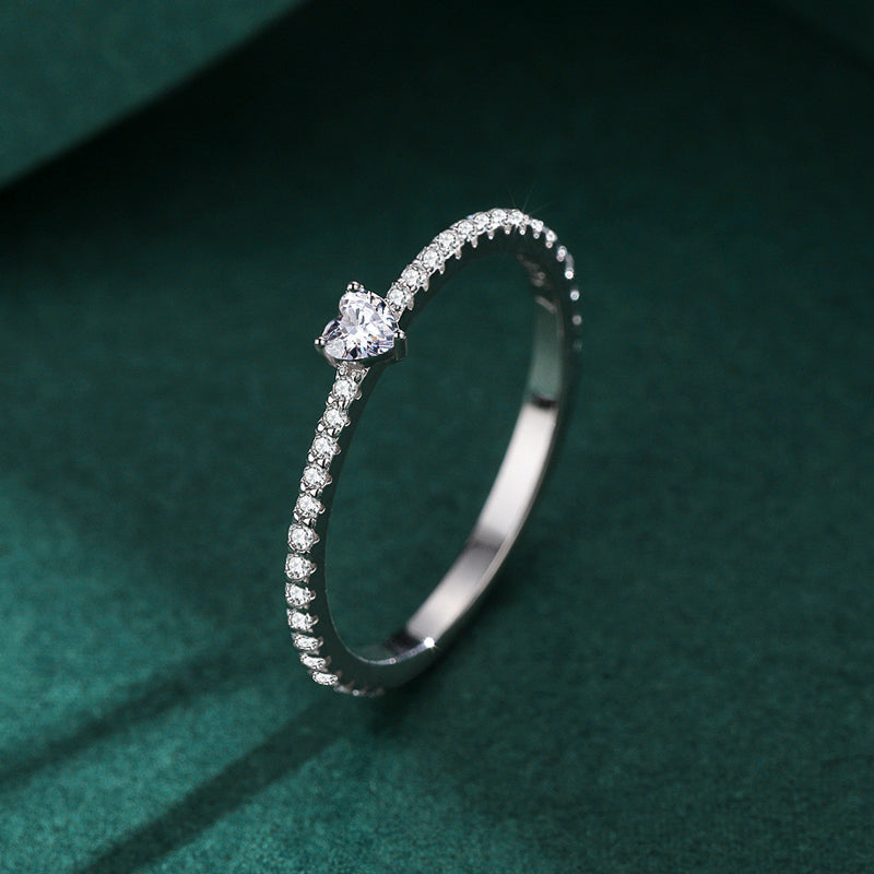 "DELICATE HEART" SILVER RING